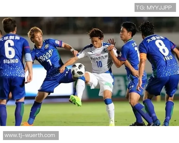 广岛三箭对阵川崎前锋精彩比赛直播全程回顾与分析